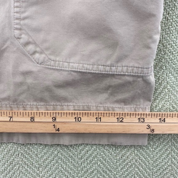 Patagonia Mens Organic Cotton Canvas Utility Shorts Khaki Tan Size 34 Regular - Picture 6 of 6